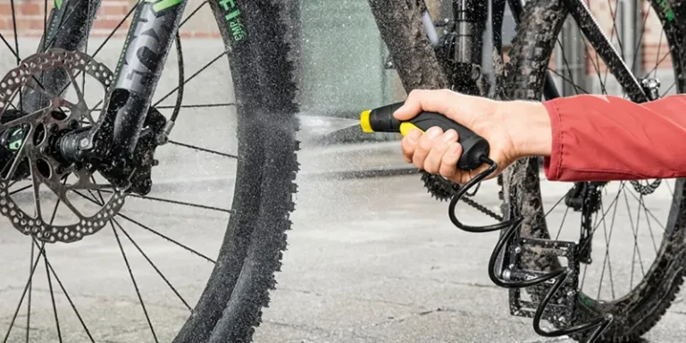 Wash Your Mountain Bike and e-MTB Like a Pro