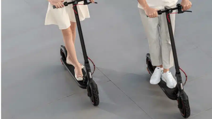 Xiaomi Electric Scooter 4 Pro: An uncomfortable electric scooter
